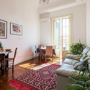 Bed & Breakfast Ai Lattarini House